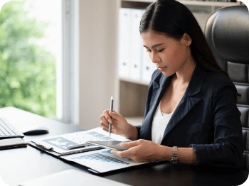 Calculate refinancing costs and mortgage lock-in period