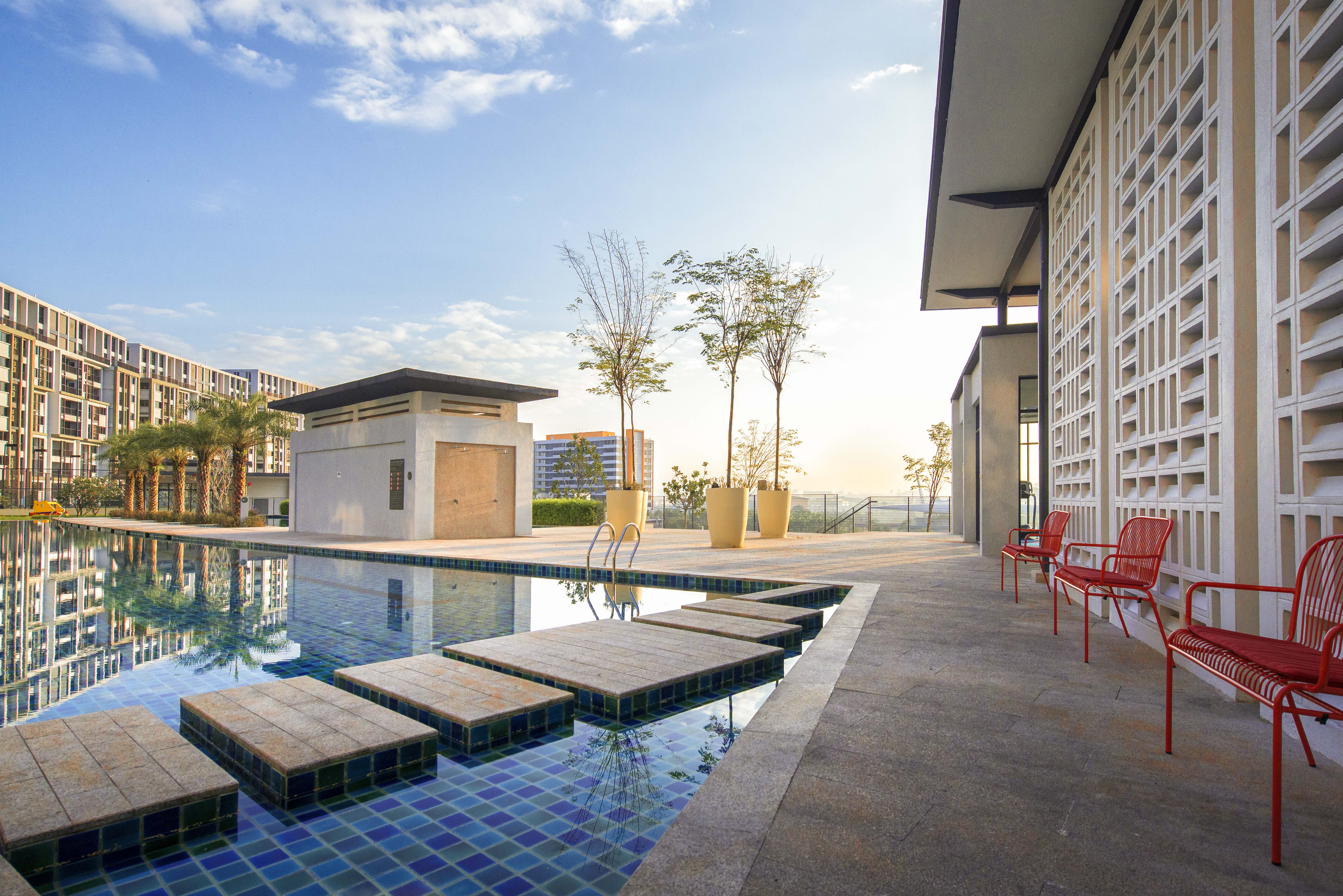 Radia, Bukit Jelutong, Greater KL